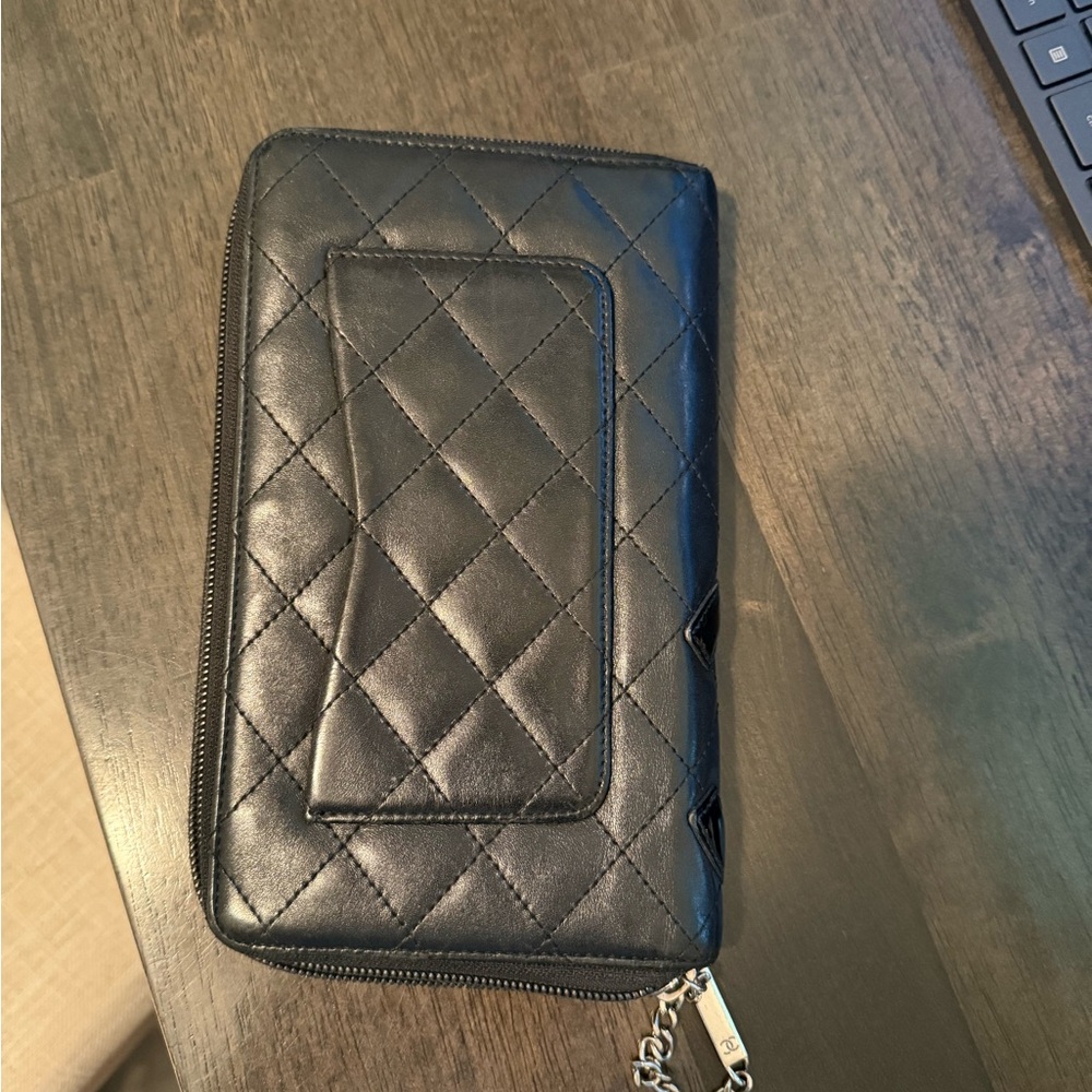 Chanel Cambon Black Wallet - Picture 2 of 9